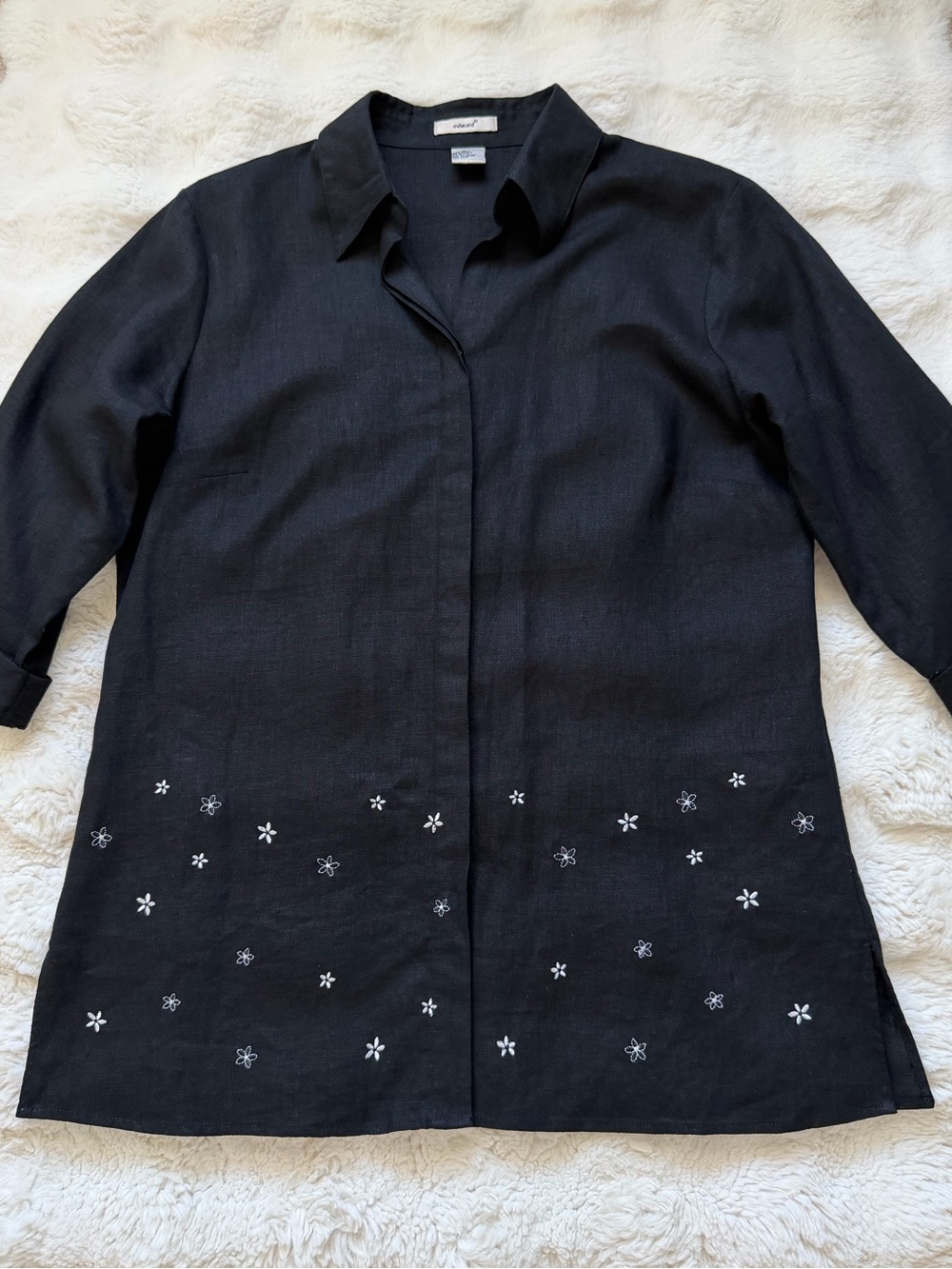 Edward Black Linen-Rayon Embroidered Floral Button-Down Tunic Shirt - 8/S - Picture 5 of 12
